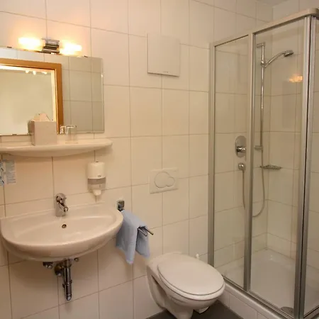 Otel Landgasthof Euringer Oberstimm